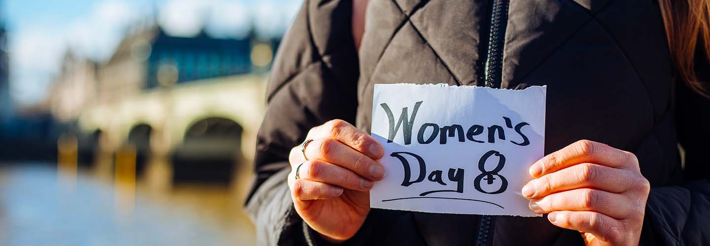 Giornata internazionale della donna: consigli di letture per spiegare ai giovani il femminismo