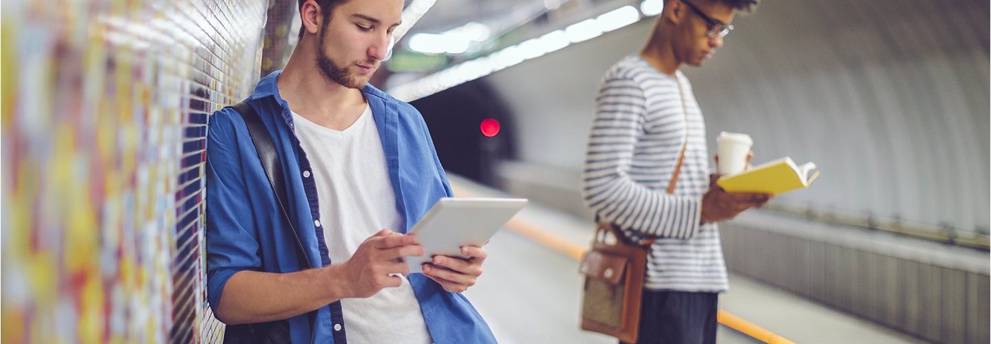 E-book o libri stampati: qual è la soluzione migliore per l'estate?