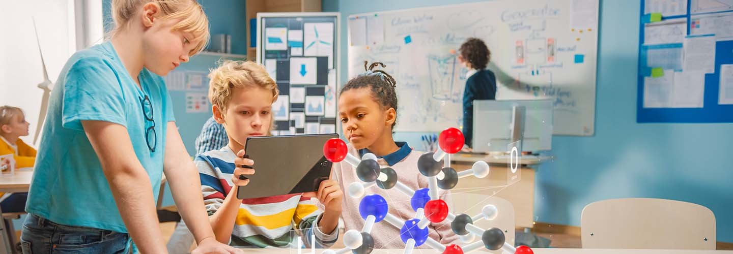 Programma Scuola Digitale 2022-2026: tutte le novità previste per i prossimi quattro anni