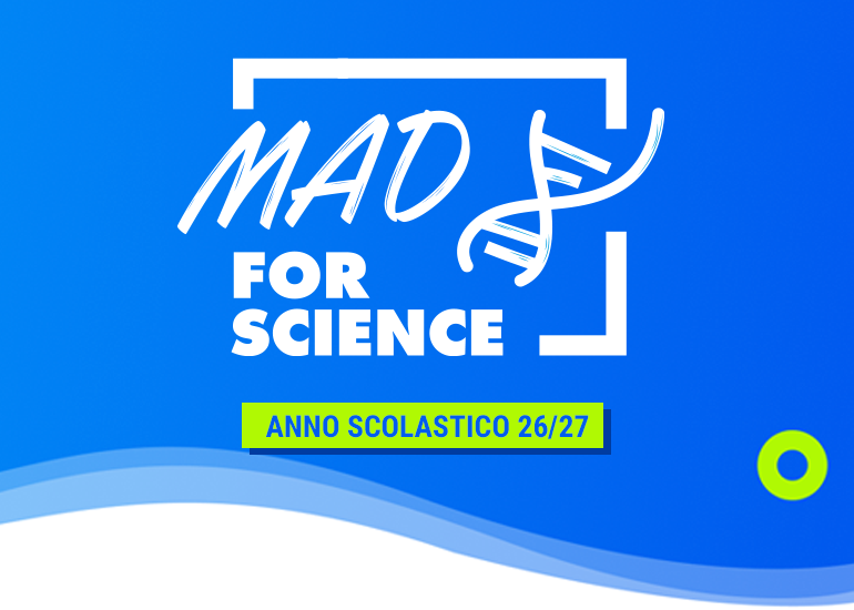 Grafica di presentazione del percorso di formazione scuola-lavoro mad for science con logo